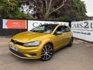 2017 Volkswagen Golf 1.4 Tsi Se in Yellow — image 5