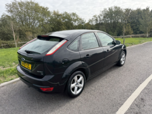 2010 Ford Focus 1.6 Zetec in Black — image 3