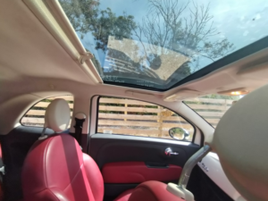 2011 Fiat 500 0.9 500 Twinair Lounge (acc) in White — image 5
