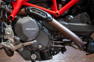 2023 Ducati Hypermotard 950 *1 Former Keeper - Sp Model* in Multicolour — image 6