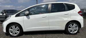 2015 Honda Jazz 1.4 I-Vtec Es Plus in White — image 5