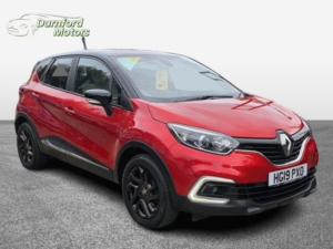2019 Renault Captur 1.3 Iconic Tce 130 My19 in Red — image 3