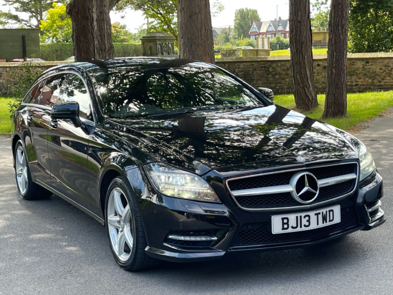 2013 Mercedes-Benz Cls 2.1 Cls250 Cdi Blueefficiency Amg Sport in Black — image 1