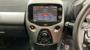 2015 Peugeot 108 1.0 Vti Active in Red — image 5