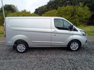 2023 Ford Transit Custom Transit Custom Limited Van 280 L1 2.0l Ecoblue 130ps Fwd 6 Speed Manual in Silver — image 4