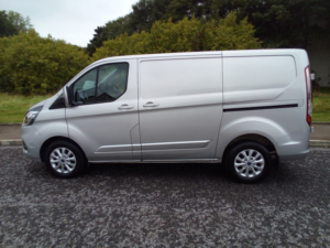 2023 Ford Transit Custom Transit Custom Limited Van 280 L1 2.0l Ecoblue 130ps Fwd 6 Speed Manual in Silver — image 5