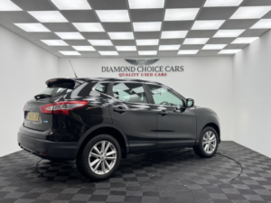 2015 Nissan Qashqai 1.5 Dci Acenta in Black — image 6