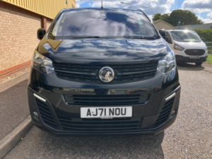 2022 Vauxhall Vivaro 2.0 Turbo D 3100 Sportive Panel Van 5dr Diesel Manual L2 H1 Euro 6 (s/s) (145 Ps) in Black — image 2