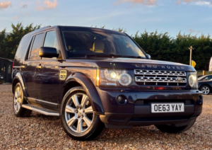 2013 Land Rover Discovery 4 3.0 Sd V6 Hse Auto 4WD Euro 5 5dr in Blue — image 3