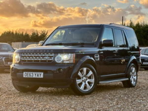 2013 Land Rover Discovery 4 3.0 Sd V6 Hse Auto 4WD Euro 5 5dr in Blue — image 4