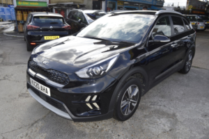 2020 Kia Niro 1.6 Gdi 8.9kwh 3 in Black — image 3