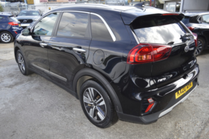 2020 Kia Niro 1.6 Gdi 8.9kwh 3 in Black — image 4