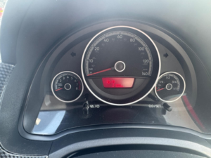 2017 Volkswagen Up! 1.0 Move Up! Hatchback 5dr Petrol Manual Euro 6 (s/s) (60 Ps) in Red — image 5
