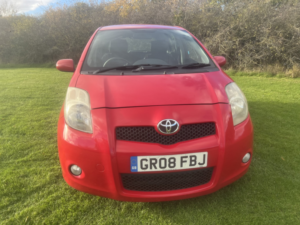 2008 Toyota Yaris 1.8 Vvt-I Sr in Red — image 3