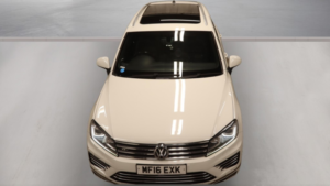2016 Volkswagen Touareg 3.0 Tdi V6 Bluemotion Tech R-Line in White — image 4