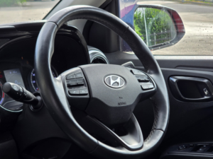 2022 Hyundai I10 1.0 Premium Hatchback 5dr Petrol Manual Euro 6 (s/s) (67 Ps) in Red — image 3
