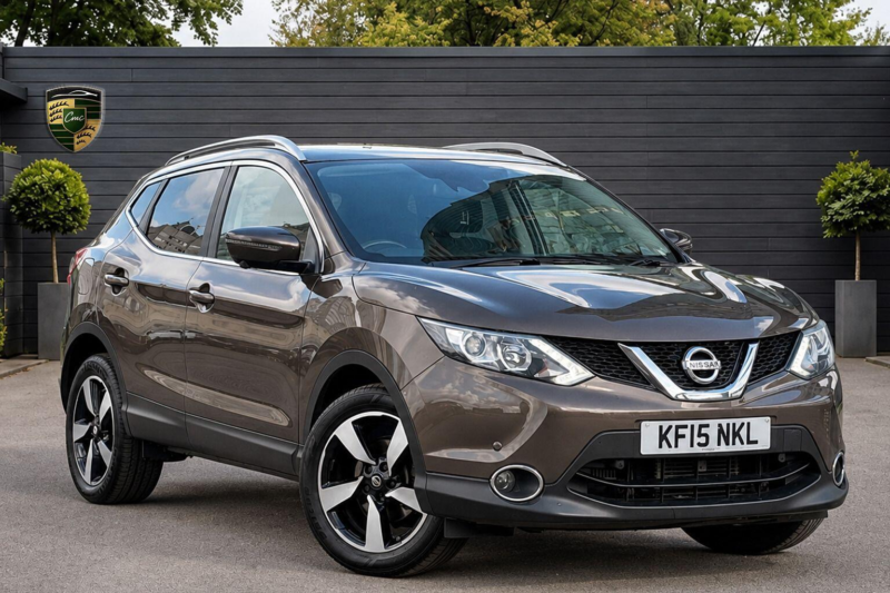 2015 Nissan Qashqai 1.2 Dig-T N-Tec+ Xtron 2WD Euro 6 (s/s) 5dr in Beige — image 1