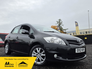 2012 Toyota Auris