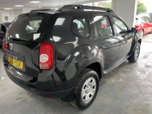 2016 Dacia Duster 1.5 Ambiance Dci 110 4x2 in Black — image 6
