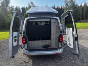 2015 Volkswagen Transporter Campervan in Silver — image 6