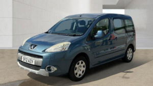 2012 Peugeot Partner Tepee 1.6 Hdi Tepee S 5dr in Blue — image 2