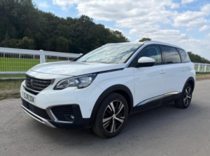 2018 Peugeot 5008 1.2 Puretech Allure Euro 6 (s/s) 5dr in White — image 6