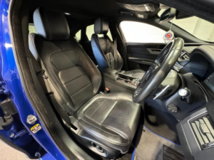 2018 Jaguar Xf 2.0i R-Sport Auto AWD Euro 6 (s/s) 4dr in Blue — image 3
