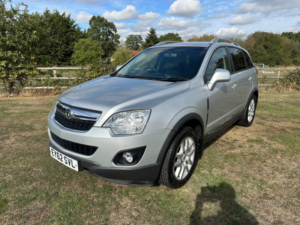 2012 Vauxhall Antara 2.2 Cdti Exclusiv 4WD Euro 5 (s/s) 5dr in Silver — image 3