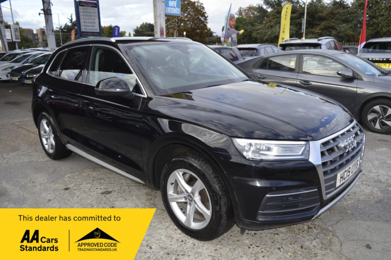 2019 Audi Q5 2.0 Tdi 40 Sport in Black — image 1