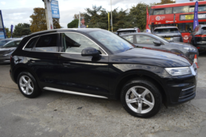 2019 Audi Q5 2.0 Tdi 40 Sport in Black — image 6