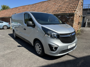2019 Vauxhall Vivaro 1.6 Cdti 2900 Sportive in Silver — image 2