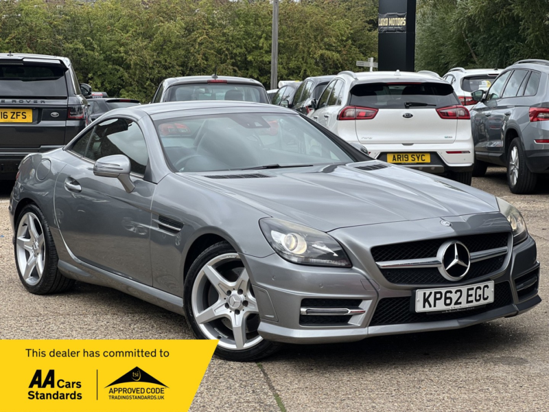 2012 Mercedes-Benz Slk 1.8 Slk200 Blueefficiency Amg Sport in Silver — image 1
