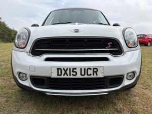 2015 MINI Countryman 2.0 Cooper Sd All4 Euro 5 (s/s) 5dr in White — image 5