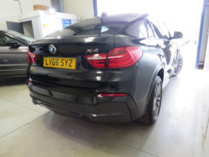 2017 BMW X4 2.0 20d M Sport Auto Xdrive Euro 6 (s/s) 5dr in Black — image 6