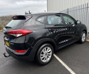 2017 Hyundai Tucson 1.7 Crdi Se Nav in Black — image 5