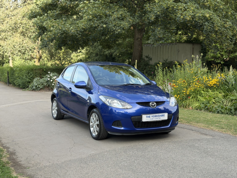 2010 Mazda Mazda2 1.3 Ts2 in Blue — image 1