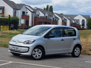 2015 Volkswagen Up! 1.0 Take Up! Euro 5 5dr in Silver — image 3