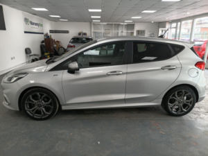 2021 Ford Fiesta 1.0 Fiesta St-Line Edition 5 Door 1.0t Ecoboost Hybrid 125ps Fwd 6 Speed Manual in Silver — image 4