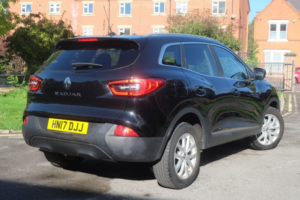 2017 Renault Kadjar 1.2 Tce Dynamique Nav Euro 6 (s/s) 5dr in Black — image 6