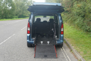 2017 Peugeot Partner Tepee 5 SEAT Petrol Wheelchair Accessible Disabled Access Vehicle Wav in Blue — image 3