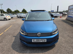 2020 Volkswagen Touran 1.5 Tsi Evo Se Family Euro 6 (s/s) 5dr in Blue — image 2