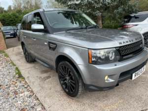 2013 Land Rover Range Rover Sport 3.0 Sd V6 Se in Grey — image 3