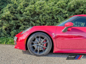 2015 Alfa Romeo 4c 1.7 Alfa Romeo 4c 1750 Tbi 240 Bhp Alfa Tct in Red — image 4