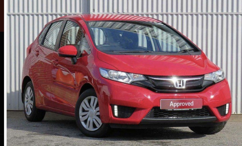 2015 Honda Jazz 1.3 I-Vtec S in Red — image 1