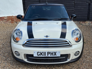2011 MINI Convertible 1.6 Cooper D Euro 5 (s/s) 2dr in White — image 3
