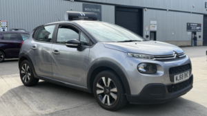 2018 Citroen C3 1.2 Puretech Feel Grey 5dr 8 Stamps+cruise+dab+bluetooth in Grey — image 3