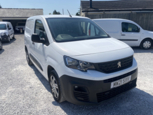 2021 Peugeot Partner 1.5 Bluehdi 1000 Professional in White — image 2