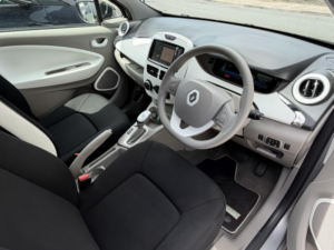 2016 Renault Zoe Expression Nav in Grey — image 2