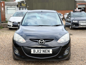 2012 Mazda Mazda2 1.3 Venture Euro 5 5dr in Black — image 5