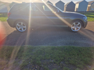 2011 BMW 1 Series 2.0 118d Sport 5-Door in Grey — image 3